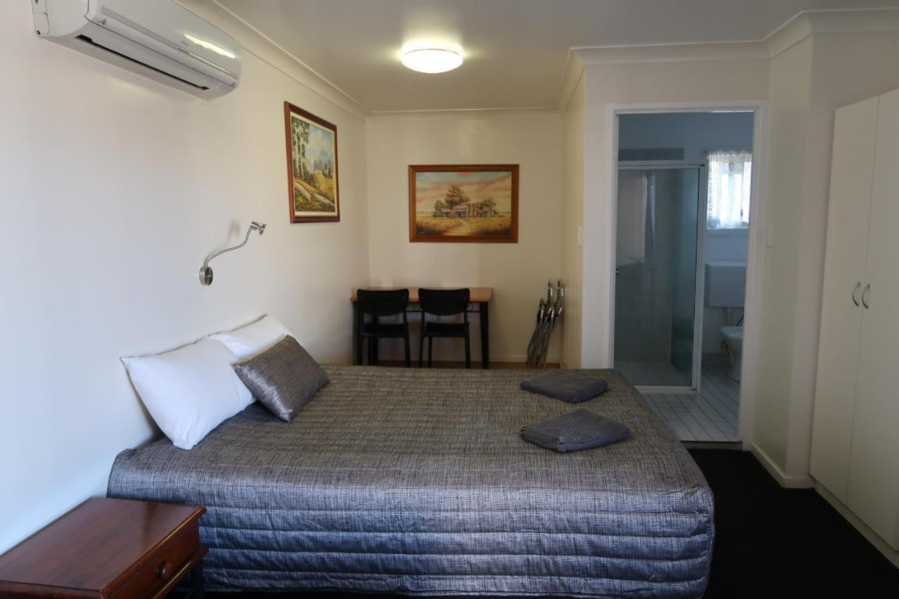 Charleville Waltzing Matilda Motor Inn Eksteriør billede
