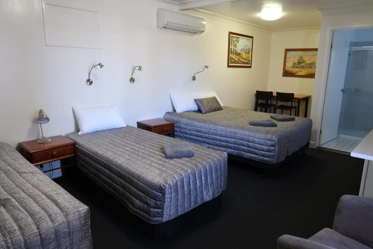 Charleville Waltzing Matilda Motor Inn Eksteriør billede